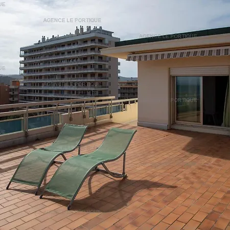 Le Lavandou, T2 Pour 4, Vue Mer, Terrasse, Parking - Fr-1-803-82 *