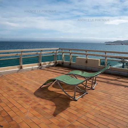 شقة Le Lavandou, T2 Avec Terrasse Vue Et Parking, 4 Pers. - Fr-1-803-82