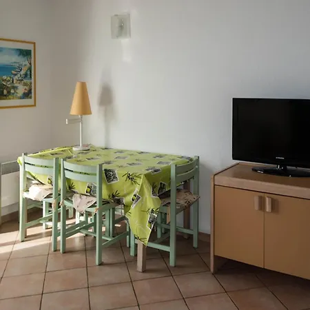 Apartment Le Lavandou, T2 Pour 4, Vue Mer, Terrasse, Parking - Fr-1-803-82 *