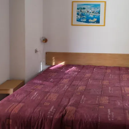 Апартаменты Le Lavandou, T2 Avec Terrasse Vue Et Parking, 4 Pers. - Fr-1-803-82 Ле-Лаванду