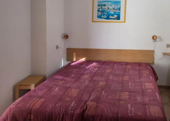 דירה Le Lavandou, T2 Avec Terrasse Vue Et Parking, 4 Pers. - Fr-1-803-82 לה לבאנדו